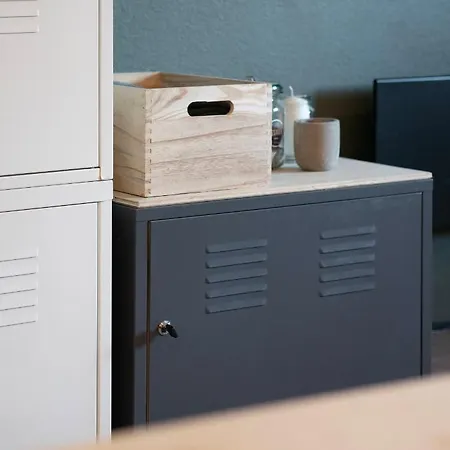 Sentrumsvegen - Private In *